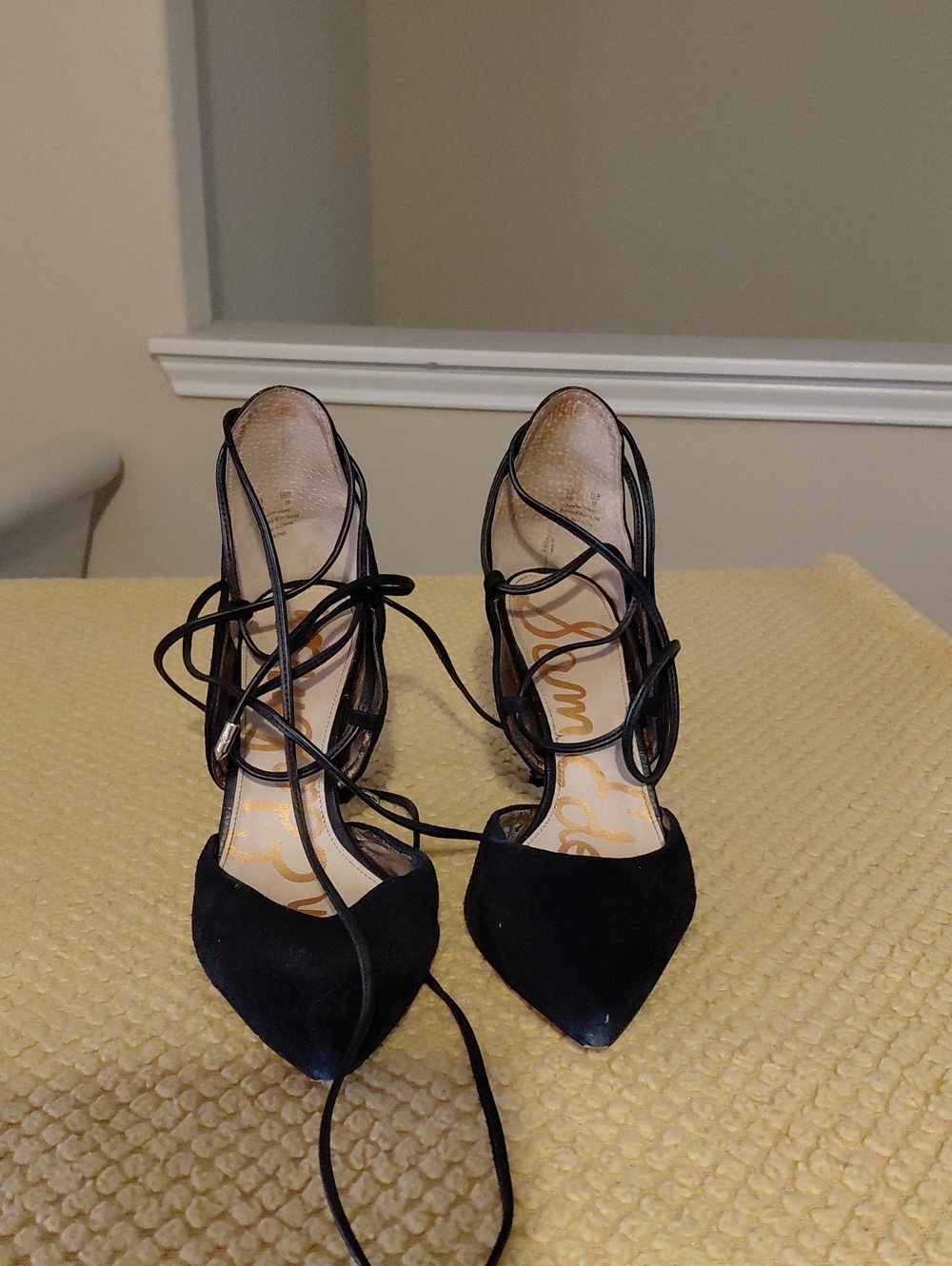 Women's Black Lace-Up Pointed Toe Heels